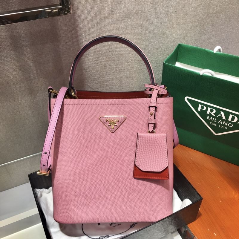 Pra*a tote bags